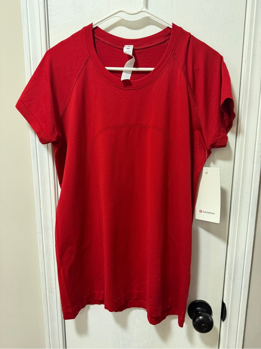 lululemon athletica Red Short Sleeve Crew Tee